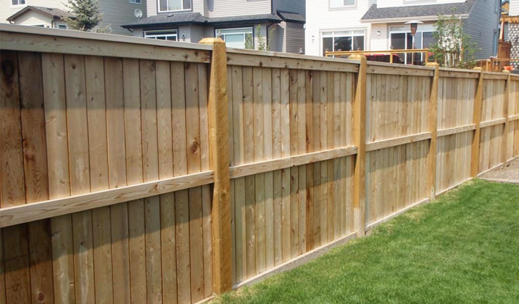 Wood Privacy Fence Cost 1024x600 
