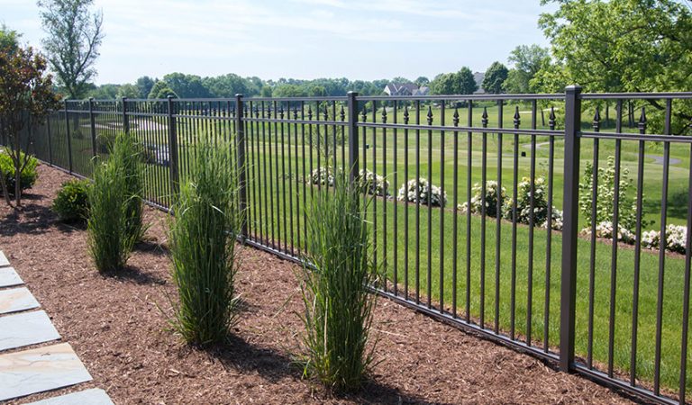 Best Aluminum Fence Brand | Top Manufacturers Chosen by the Experts