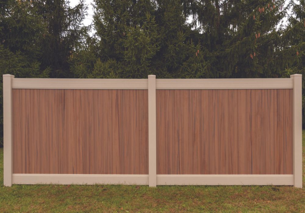 faux wood vinyl fence in brown with a khaki trim