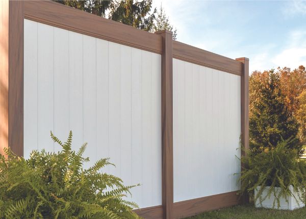 local fence company manufacturing vinyl fence panels