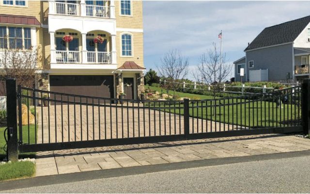 Modern Fence and Gate Designs to Recreate