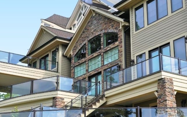 Pros and Cons of Glass Railing Systems